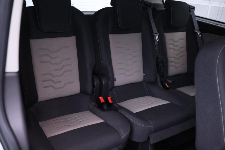 Ford Tourneo Custom 2,0 TDCI 125KW 8-Míst Long DPH