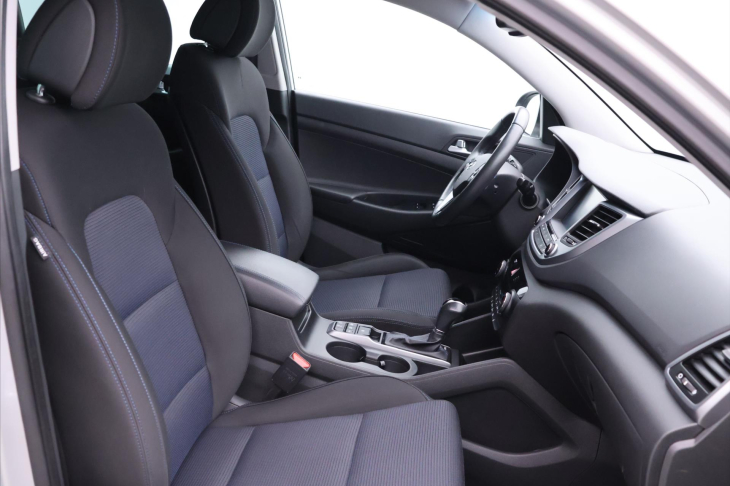 Hyundai Tucson 2,0 CRDI 100kW Aut. 4WD Style