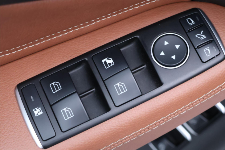 Mercedes-Benz GLE 3,0 350 BlueTEC 190kW 4Matic CZ DPH