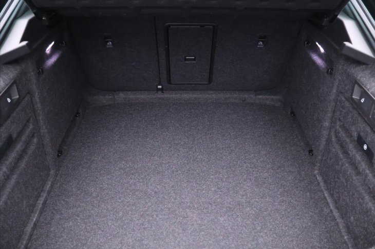 Škoda Superb 2,0 TDI 110kW DSG L&K DPH 1.Maj.