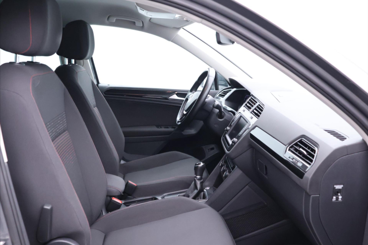 Volkswagen Tiguan 1,4 TSI 110kW LED Virtual Sound