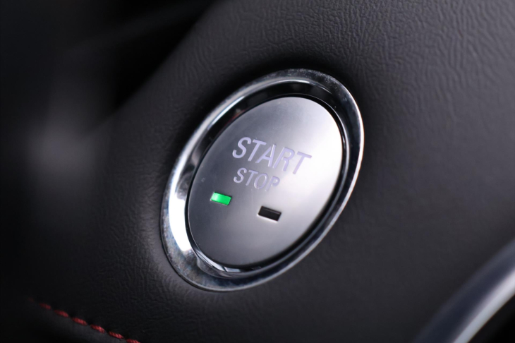 MG HS 1,5 TGI 119kW CZ Elegance 1Maj