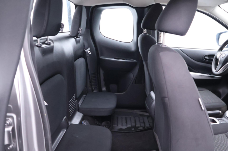 Nissan Navara 2,3 dCi 120kW King Cab CZ DPH