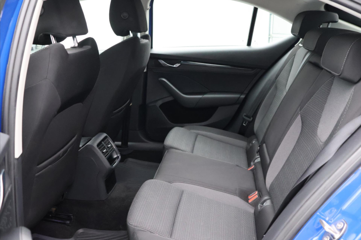 Škoda Octavia 1,4 TSI iV 150 kW DSG Ambition
