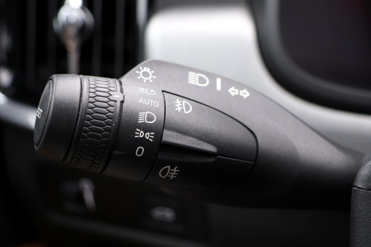 Volvo V90 2.0 D3 110kW Momentum LED