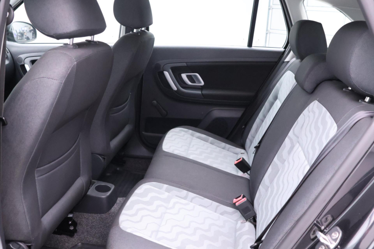 Škoda Fabia 1,6 16v 77kW Ambiente Plus