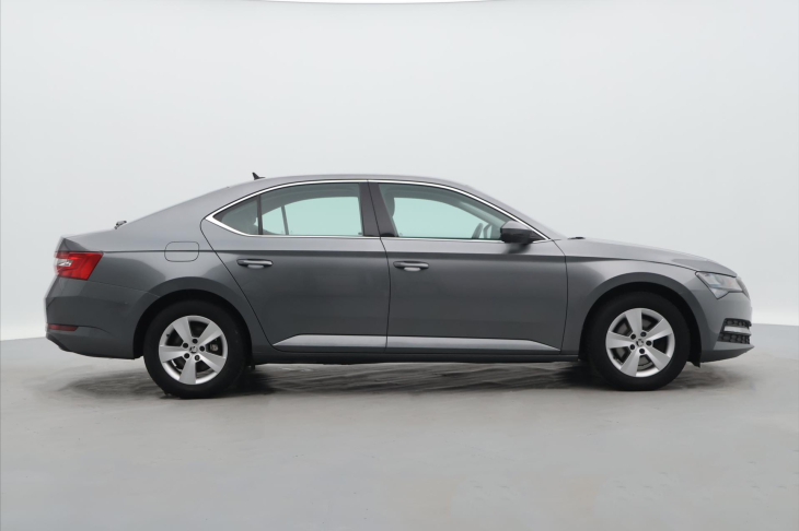Škoda Superb 2,0 TDI 110kW Ambition CZ DPH