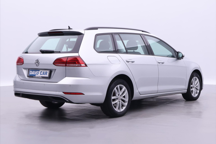 Volkswagen Golf 2,0 TDI 110kW DSG 1.Maj. DPH