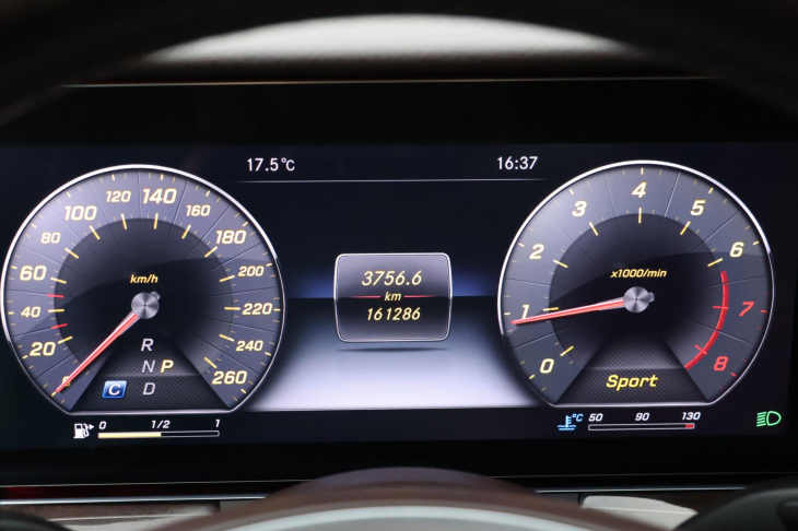 Mercedes-Benz Třídy E 2,0 4MATIC 135kW AT CZ