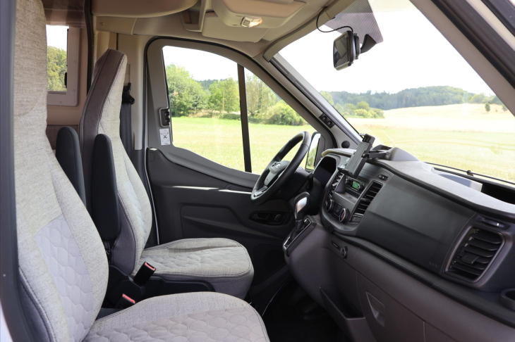 CI Caravans International Ostatní 2.0 CI Magis Plus 84 CZ DPH obytný automobil
