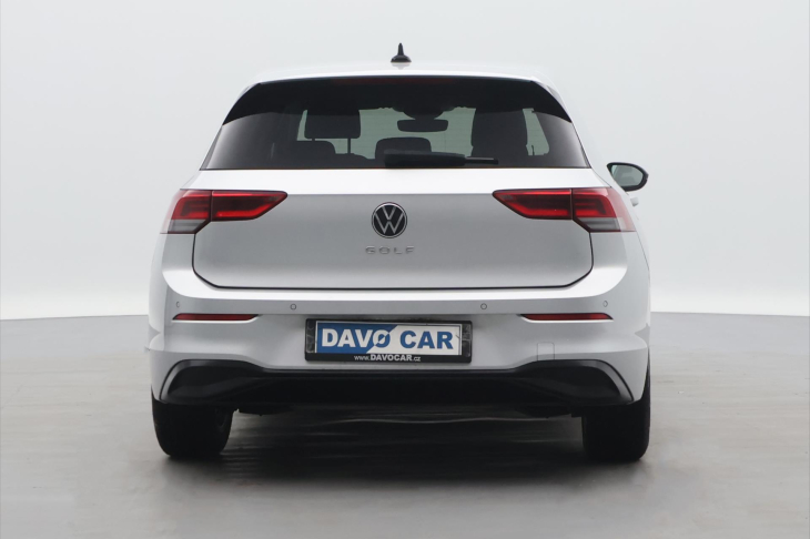 Volkswagen Golf 1,0 TSI 81kW Life M6