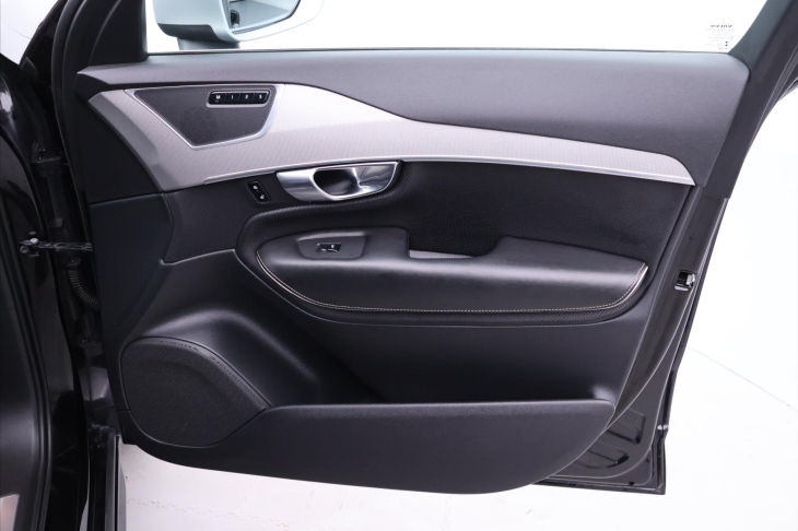 Volvo XC90 2,0 L 173kW D5 R-Design AWD DPH