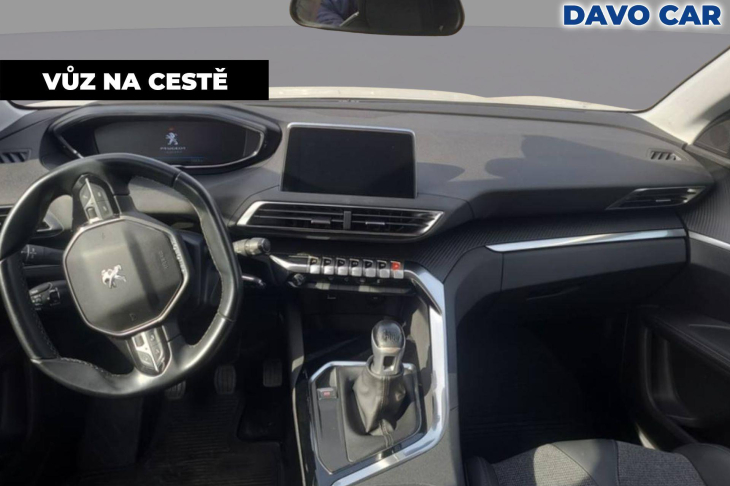 Peugeot 5008 1,5 HDi 96 kW Allure 7 Míst Tažné