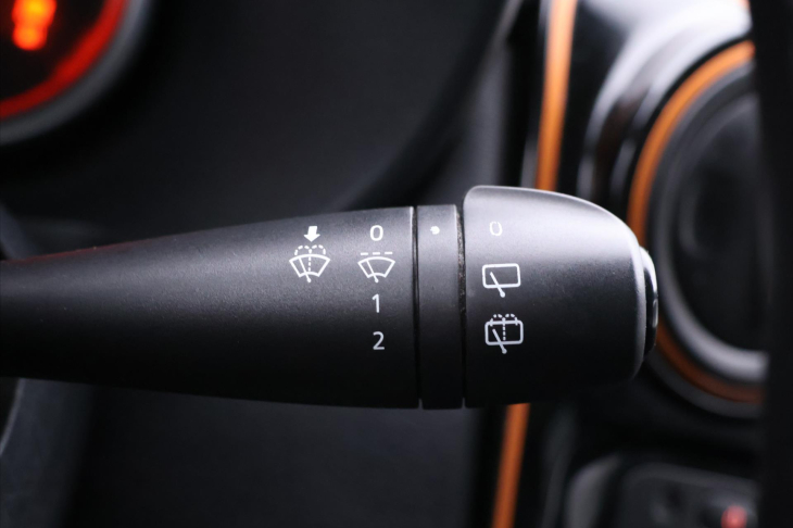 Dacia Lodgy 1,6 SCe 75kW CZ Stepway 7-Míst