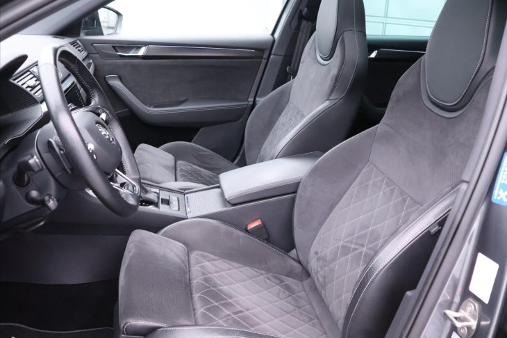 Škoda Superb 2,0 TDI 110kW SportLine Combi DSG