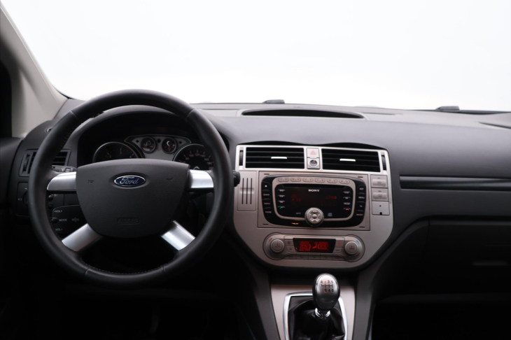 Ford Kuga 2.0 TDCI 103kW 4x4 Tažné