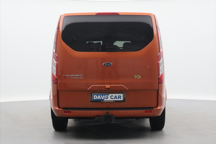 Ford Tourneo Custom 2,0 TDCI 136kW Titanium CZ DPH