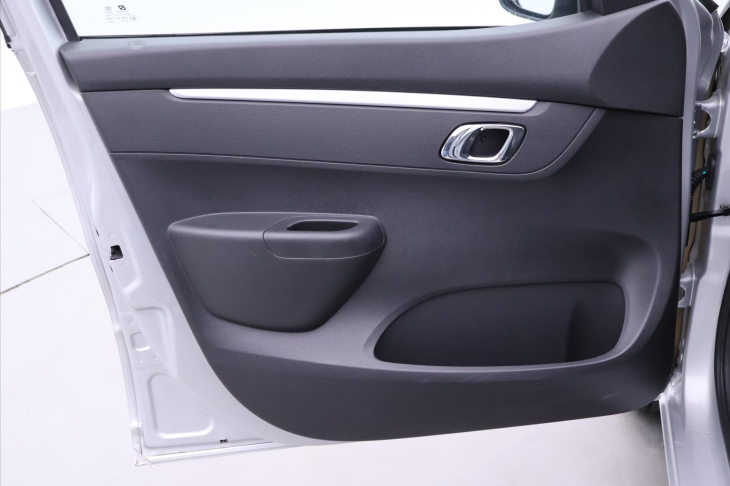 Dacia Spring Comfort Plus 45 Navi