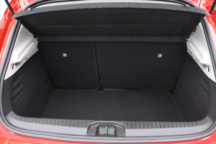 Renault Clio 1,0 Tce 67 kW CZ Klimatizace