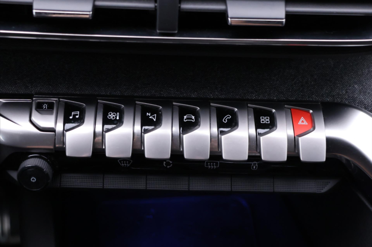 Peugeot 3008 2,0 BlueHDI GT-Line 110kW CZ