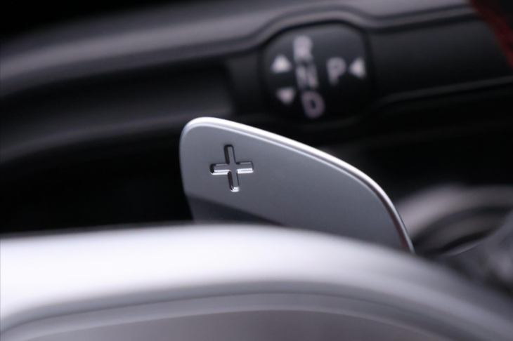 Mercedes-Benz GLA 2,0 220d 140kW 4Matic CZ LED