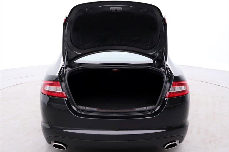 Jaguar XF 3,0 D 155kW Luxury