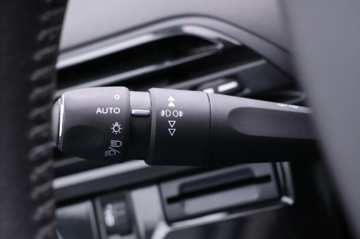 Citroën Grand C4 SpaceTourer 1,2 PT 96kW Shine 7-Míst DPH