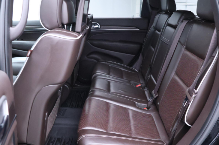 Jeep Grand Cherokee 3,0 184kW Overland 4WD CZ