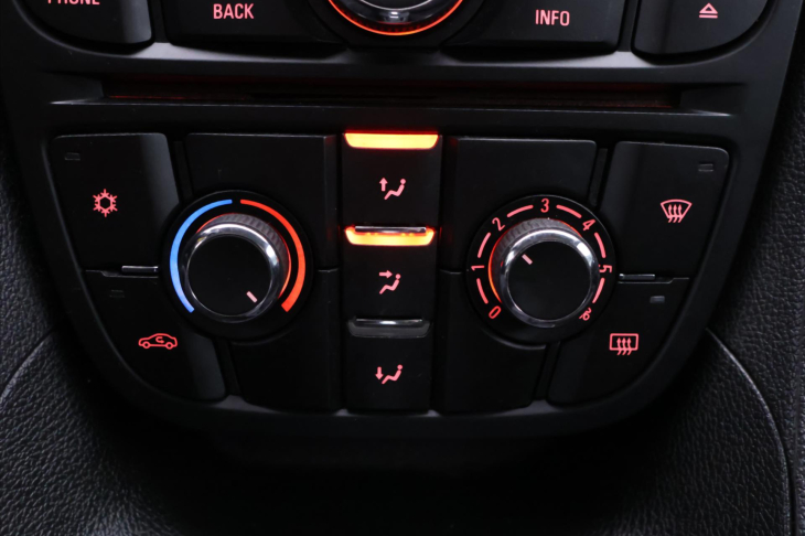 Opel Meriva 1,4 Turbo 88kW Klima Tažné