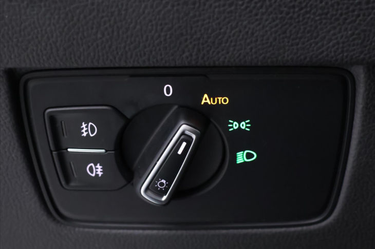 Volkswagen Passat 2,0 TDI R-line Highline