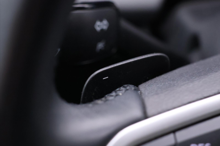 Volkswagen Golf 1,5 TSI EVO 110kW mHEV Life DSG