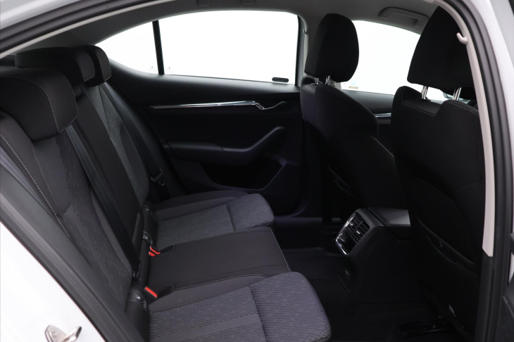 Škoda Octavia 2,0 TDI 85kW Style CZ DPH