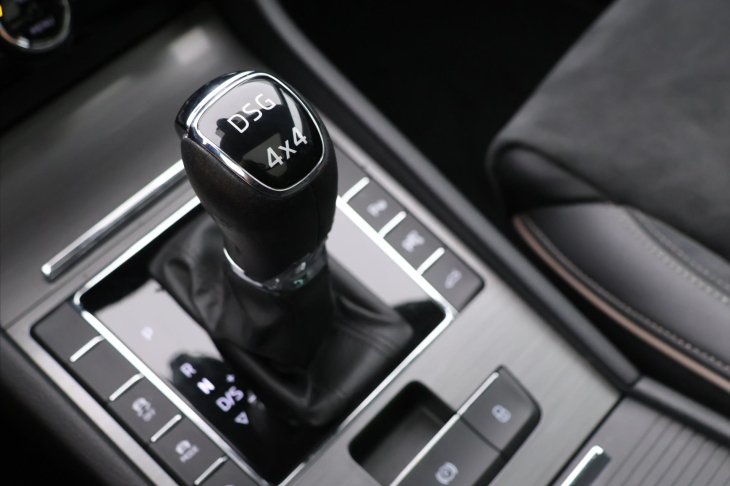 Škoda Superb 2,0 TSI 206kW Scout 4x4 DSG
