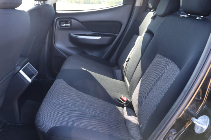 Mitsubishi L200 2,3 DI-D 4WD Intense 1.Maj DPH