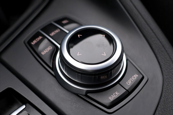 BMW X1 1,5 18i sDrive Advantage