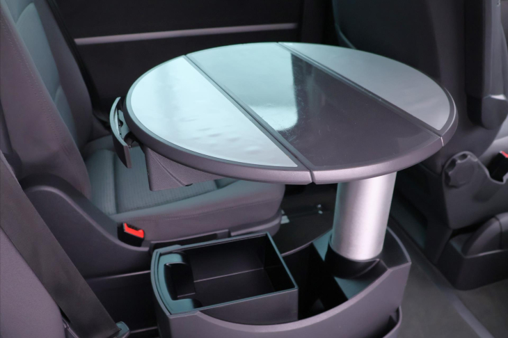 Volkswagen Multivan 2,5 TDi 96kW Comfortline Tažné