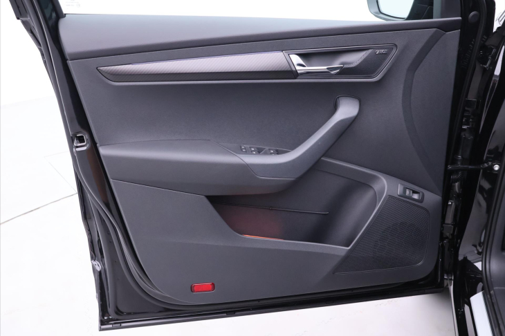 Škoda Karoq 1,5 TSi Sportline DSG 1maj DPH