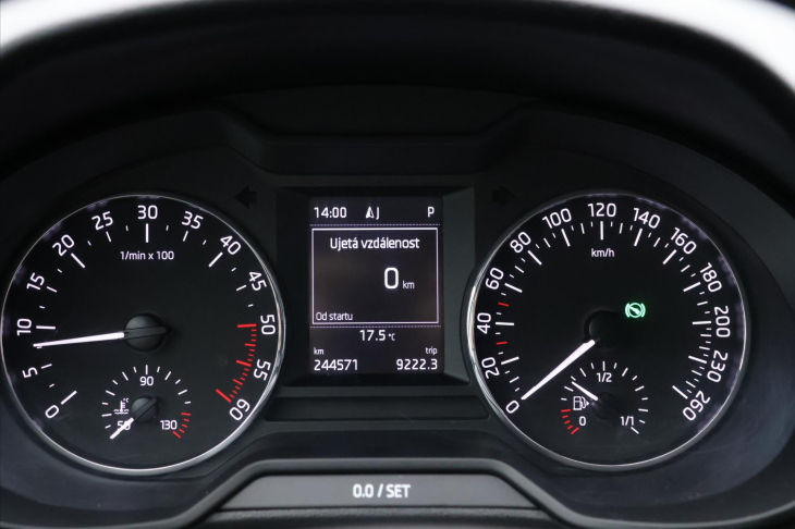 Škoda Octavia 1,6 TDI 77kW DSG Elegance CZ