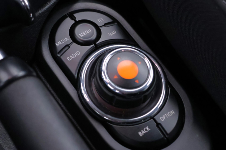 Mini Cooper 1,5 100kW Aut. Navi