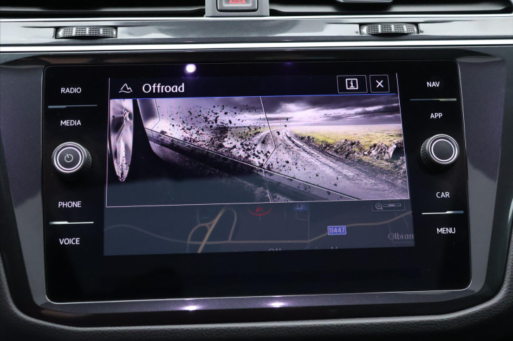 Volkswagen Tiguan 2,0 TDI 110kW DSG R-LINE CZ DPH