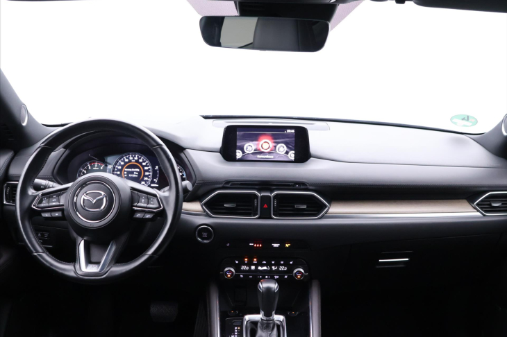 Mazda CX-5 2,5 SkyActiv AWD Sports-Line DPH