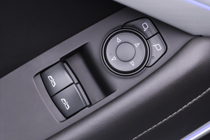 Chevrolet Camaro 6,2 SS i 339 kW Kůže BOSE Kamera