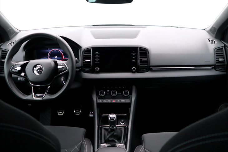 Škoda Karoq 1,5 TSI 110kW Sportline CZ Tažné