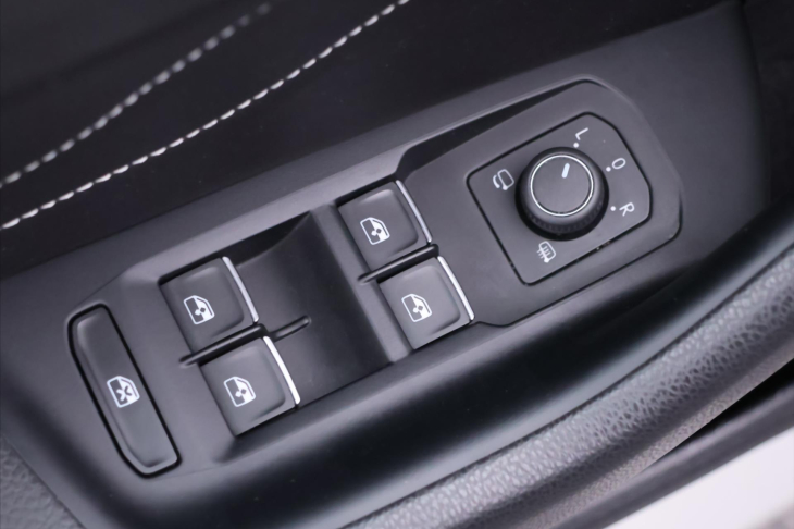 Volkswagen Arteon 2,0 TDI DSG 110kW Elegance CZ DPH