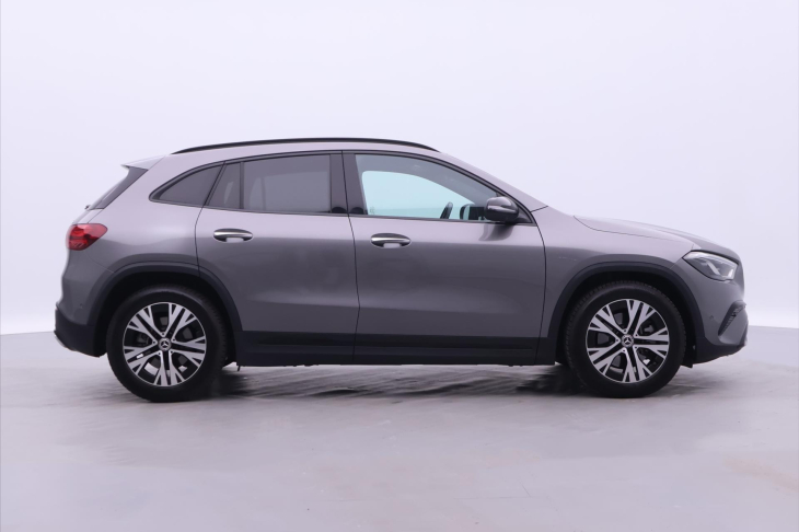 Mercedes-Benz GLA 2,0 250 4Matic A8 165kW
