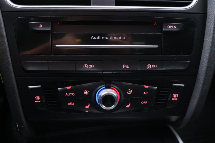 Audi A4 2,0 TDI 105kW Aut. CZ Klima