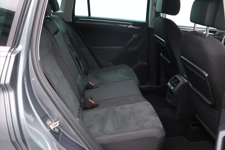 Volkswagen Tiguan 2,0 TDI Highline 4x4 DSG DPH