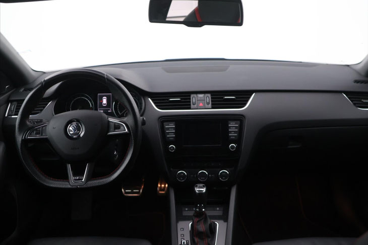 Škoda Octavia 2,0 TDI RS 135kW DSG Kůže