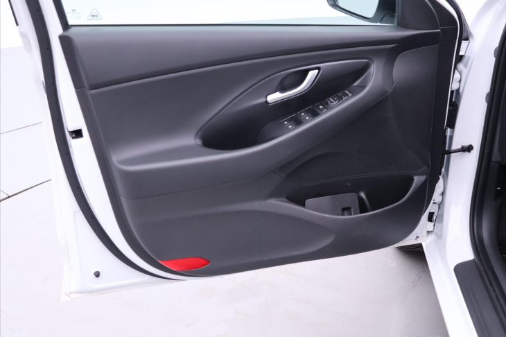 Hyundai i30 1,5 T-GDI 117kW CZ 1.Maj. DPH