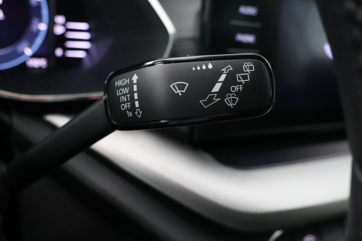Škoda Octavia 2,0 TDI 85kW Ambition CZ DPH